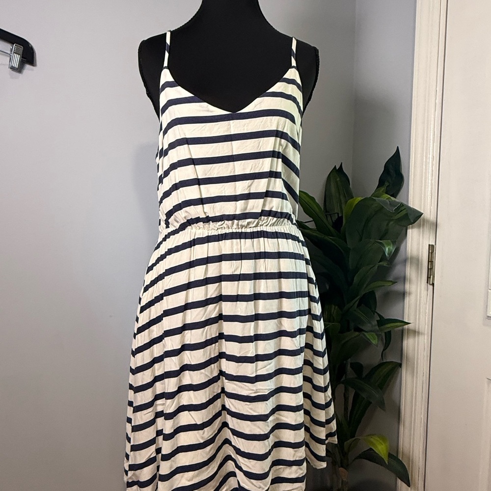 LC Lauren Conrad Blue and White Pleated Sundress